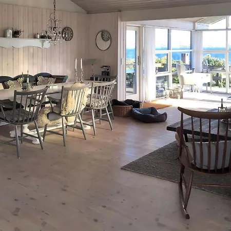 Frithger - 300m From The Sea In Djursland And Mols By Interhome بيت للعطل